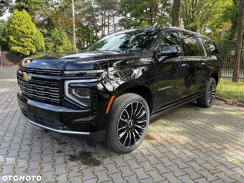 Chevrolet Suburban - 9