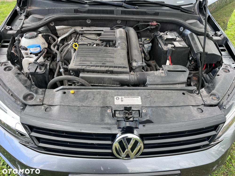 Volkswagen Jetta 1.4 TSI BMT Comfortline - 27