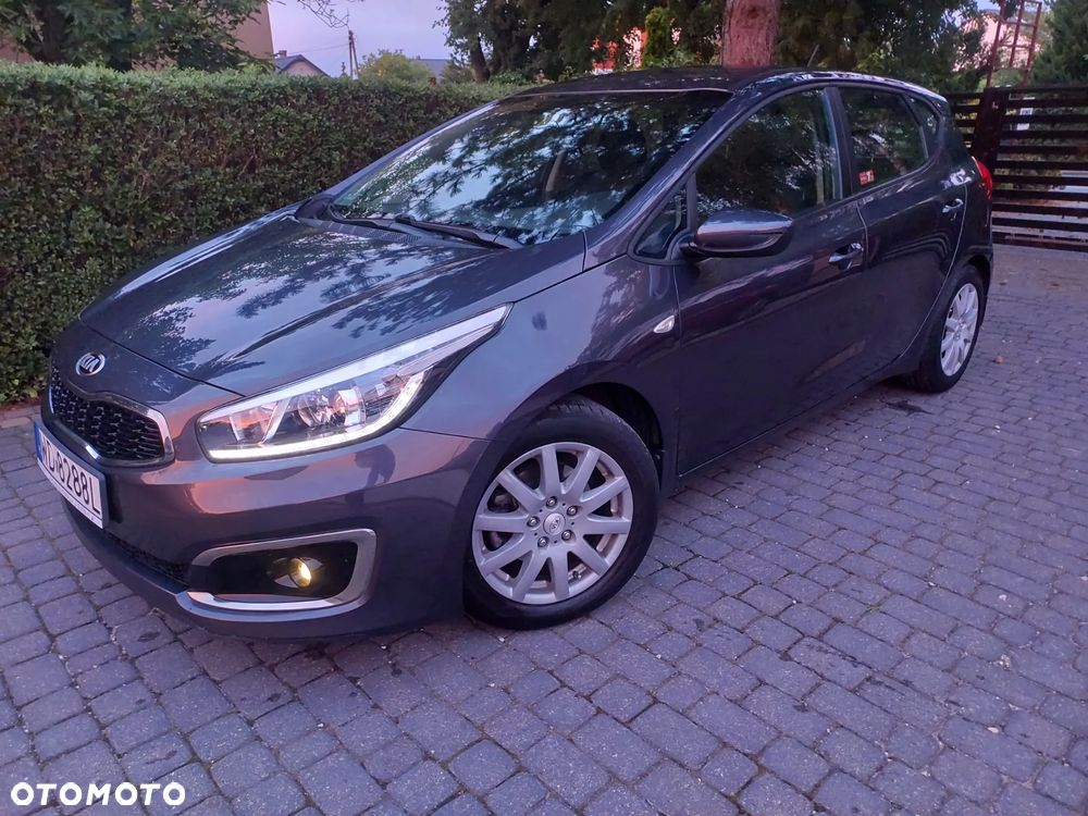 Kia Ceed 1.6 GDI Business Line - 13