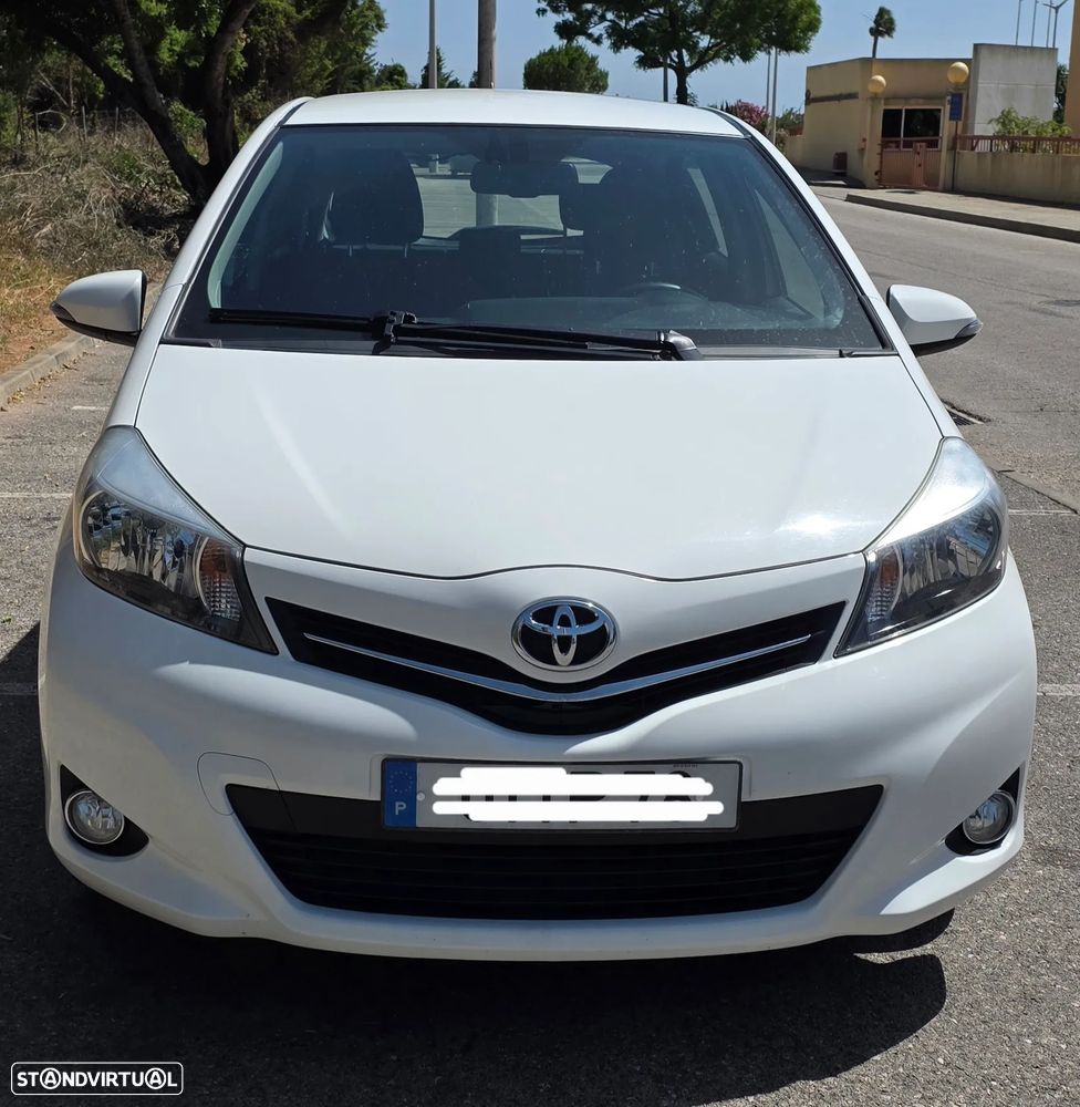 Toyota Yaris - 2