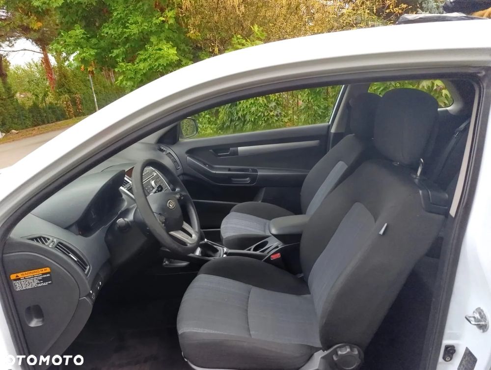 Kia ProCeed Pro_cee'd 1.4 L - 8