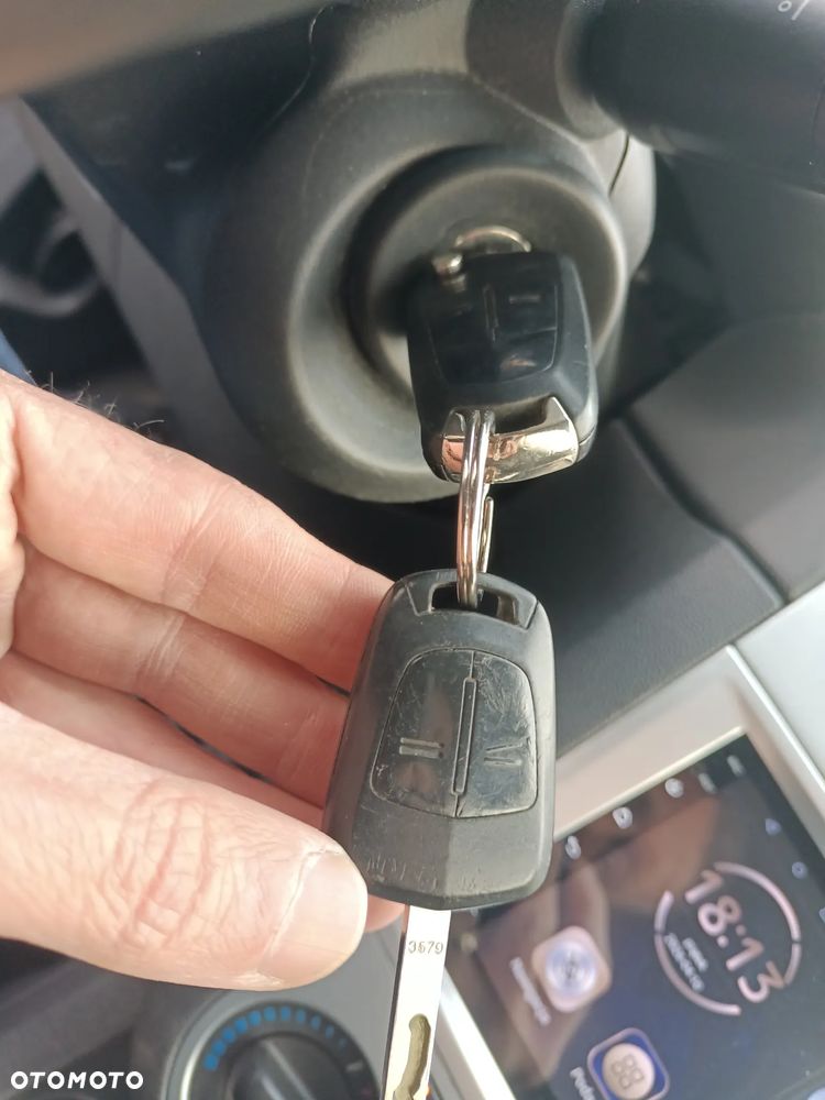 Opel Corsa 1.2 16V Edition - 34