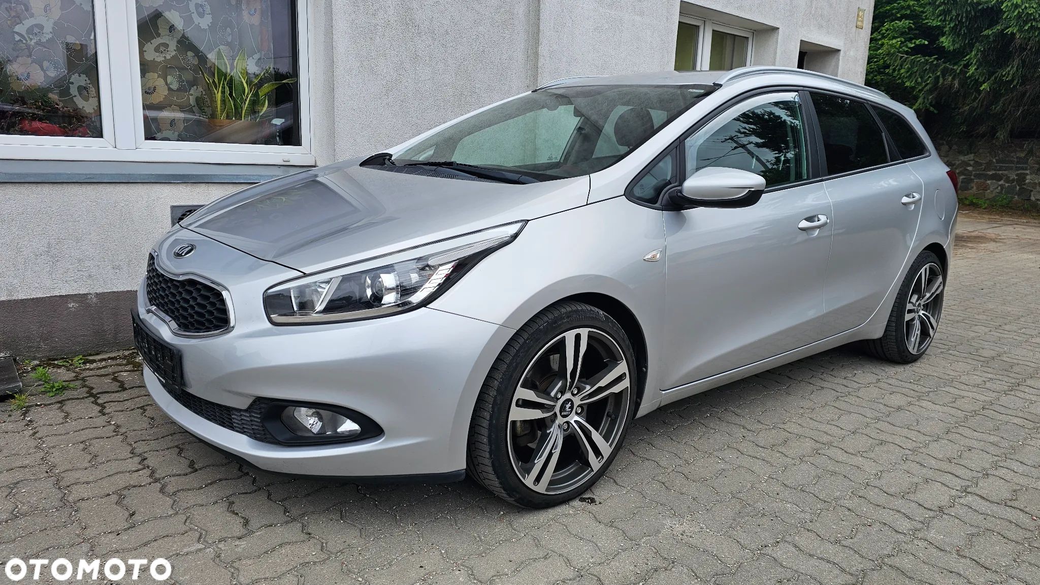 Kia Ceed - 1