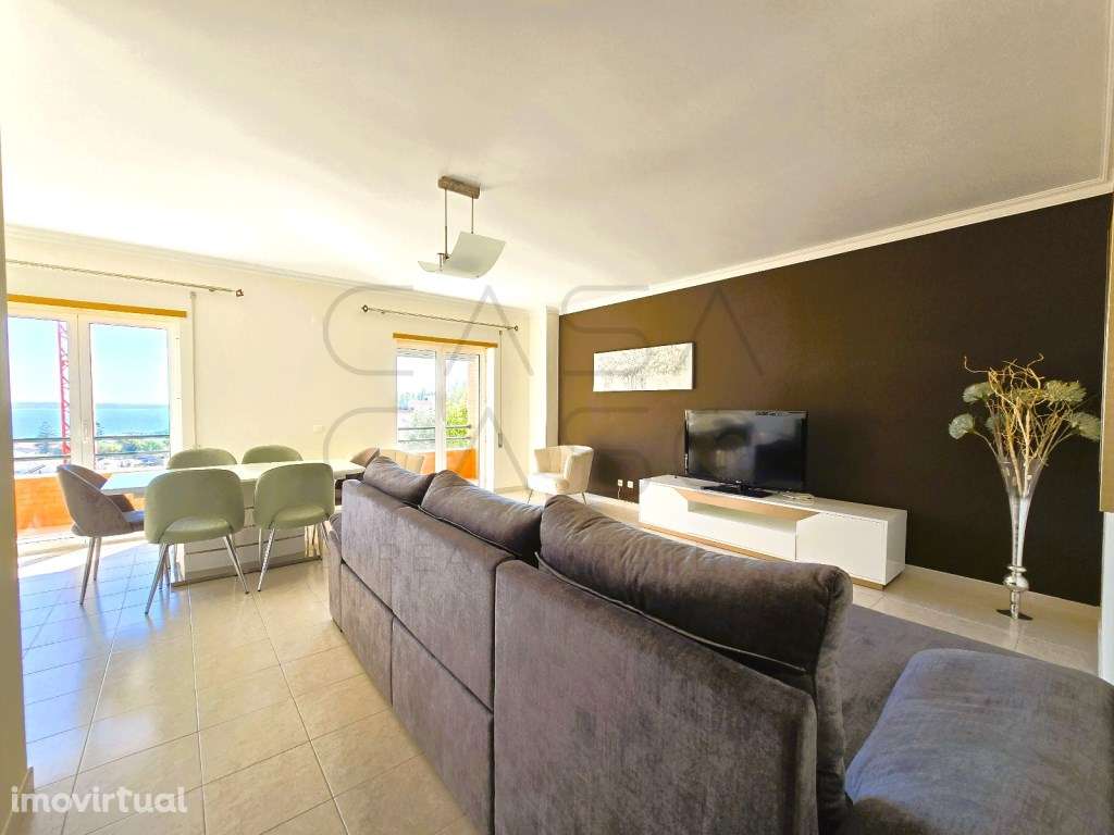 4 Assoalhadas com garagem e arrecadação, vista panorâmica para o ri... - Grande imagem: 2/34