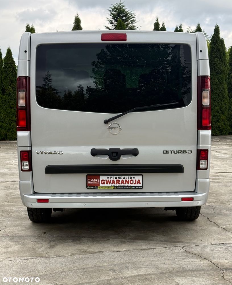 Opel Vivaro L2H1 2,9t Elegance Business - 12