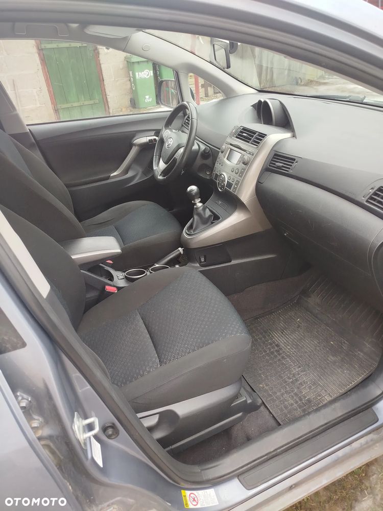 Toyota Verso 1.8 7-Sitzer Life - 8