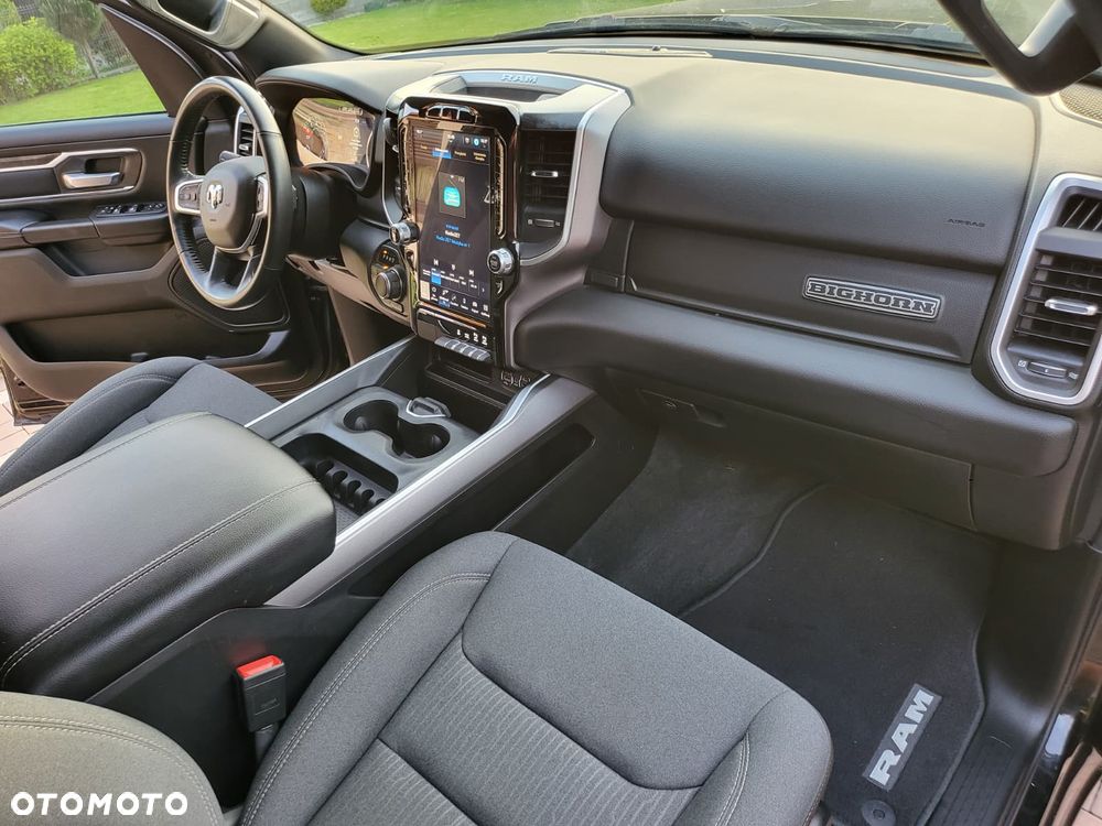 RAM 1500 5.7 Crew Cab Shortbed Bighorn Black - 15