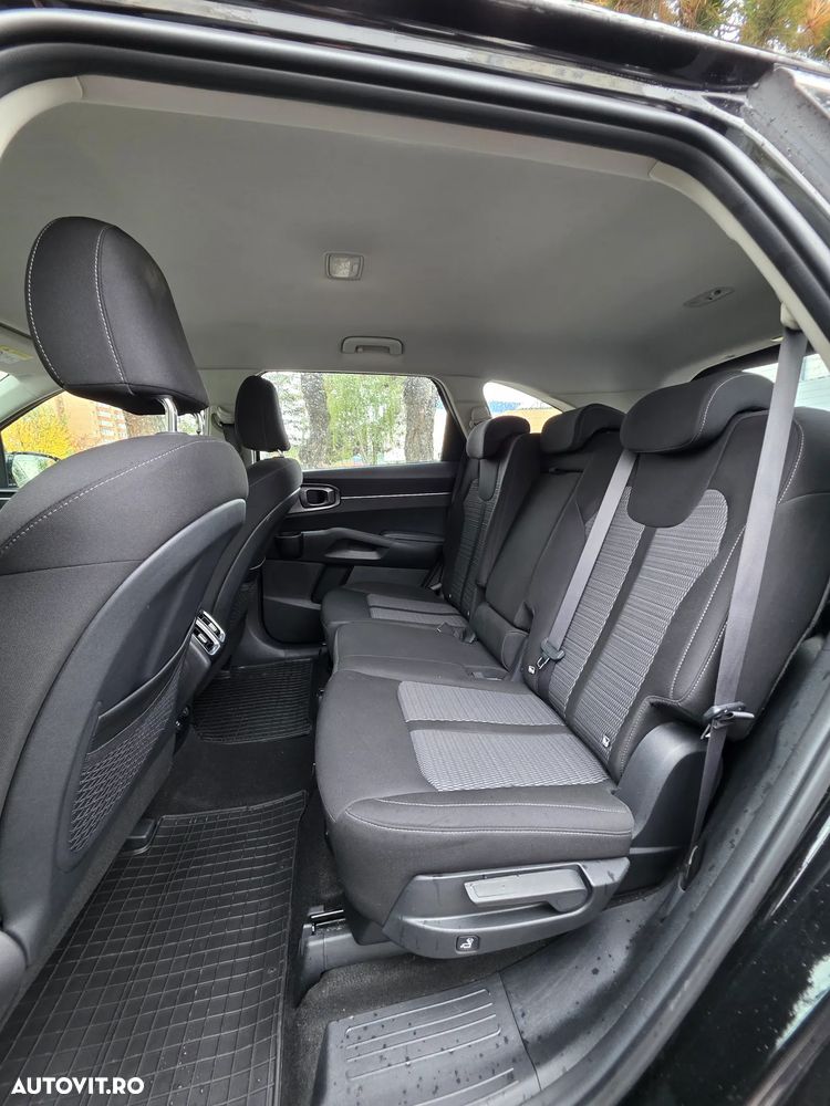 Kia Sorento 1.6 T-GDI HEV 6AT 4x2 7P Activ - 7