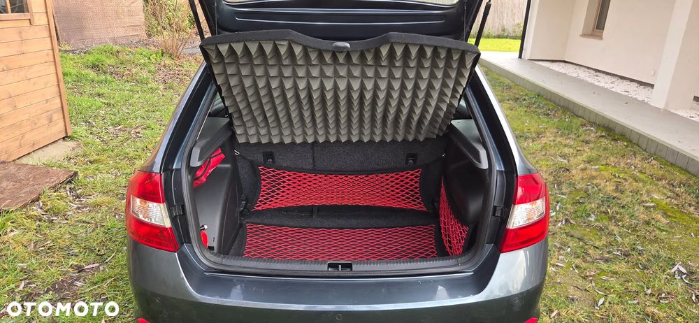 Skoda RAPID 1.2 TSI Active - 19