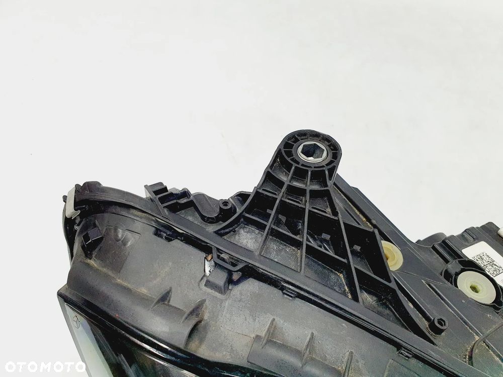 MERCEDES C KLASA W206 LED HIGH PERFORMANCE LAMPA PRAWA PRZÓD A2069067203 - 3