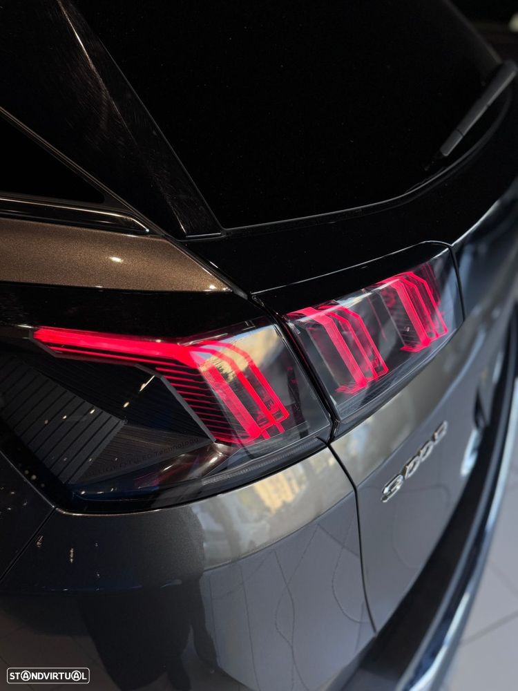 Peugeot 3008 1.2 PureTech GT Pack EAT8 - 19
