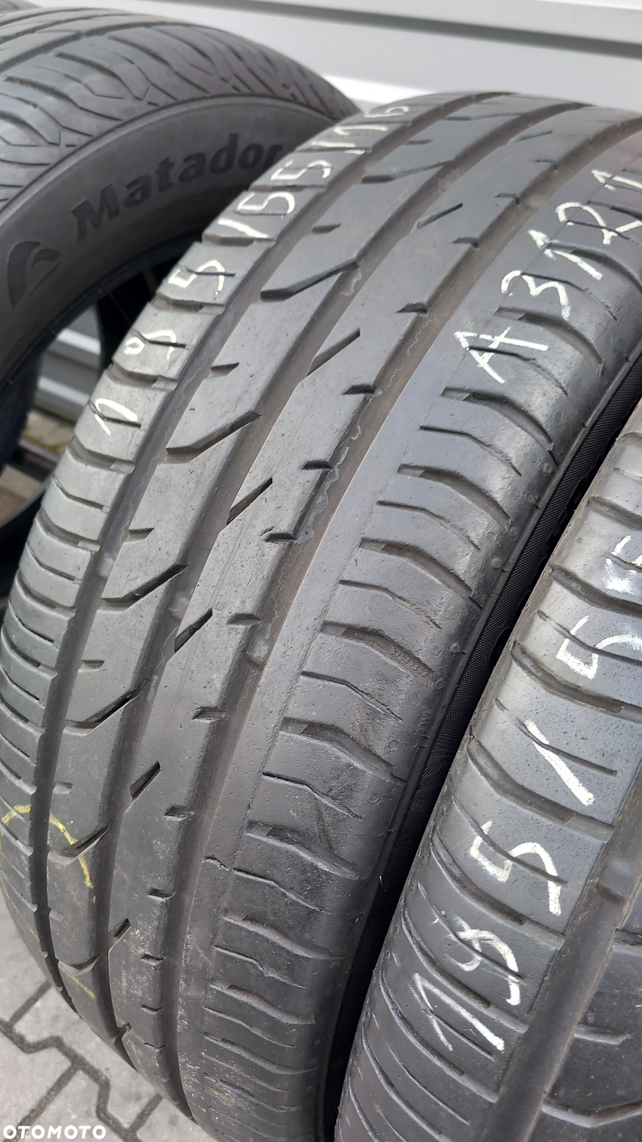 195/55/16 Continental Conti Premium Contact 2E 87H - 2