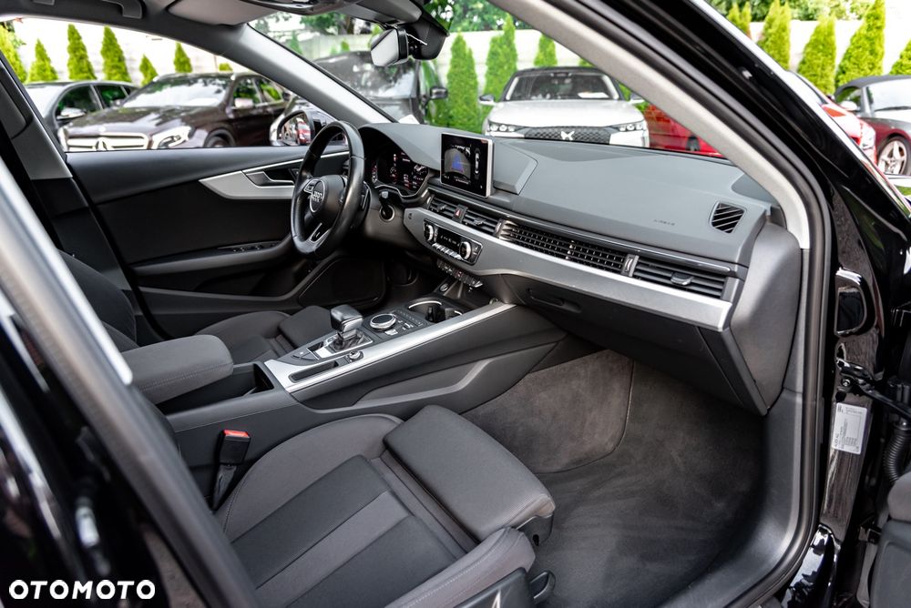 Audi A4 Limousine 35 TFSI S tronic S line - 23