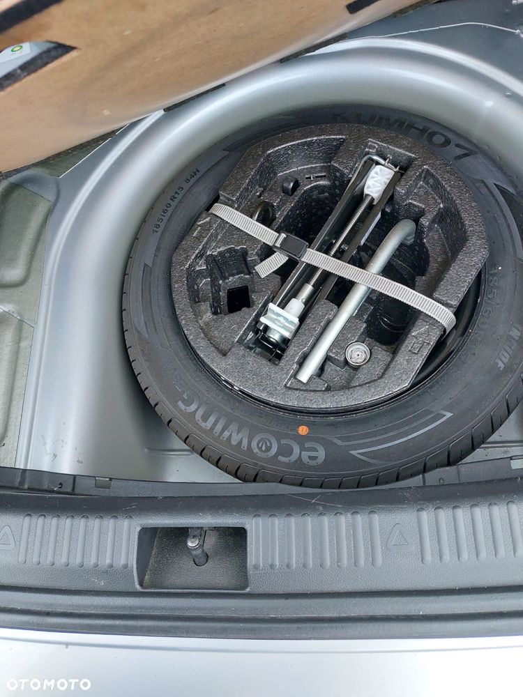 Skoda Fabia 1.0 TSI Ambition - 8