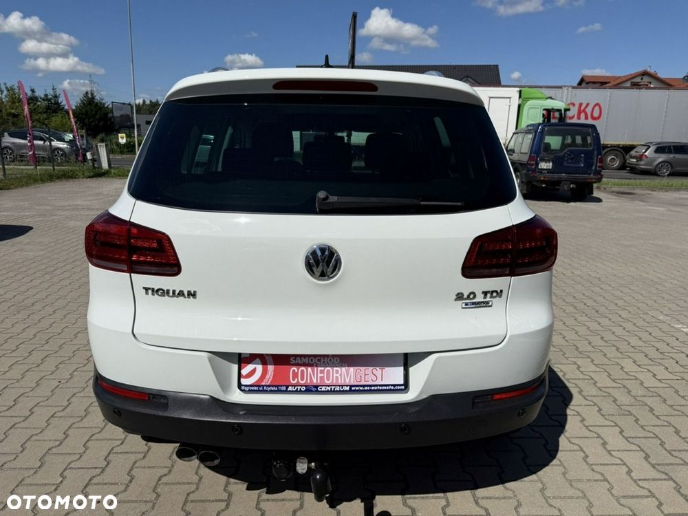 Volkswagen Tiguan 2.0 TDI DPF BlueMotion Technology Lounge Sport & Style - 8