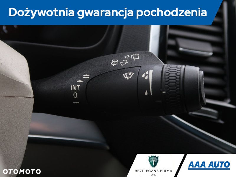 Volvo XC 90 - 22