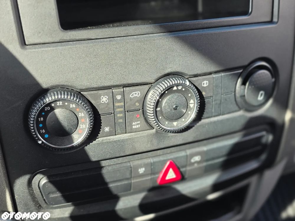 Mercedes-Benz Mercedes-Benz SPRINTER 515 CDi Autolaweta Holownik Pomoc Drogowa Na Bliźniaku Długi Najazd Auto Serwisowane z Polskiego Salonu Wyjątkowo ładny i Zadbany Samochód - 26