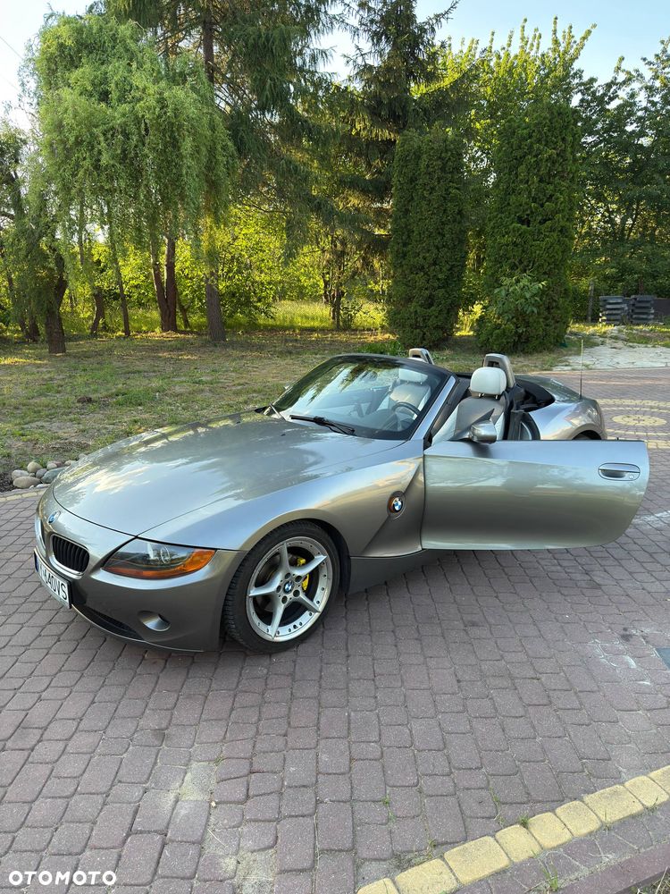 BMW Z4 2.5i - 8
