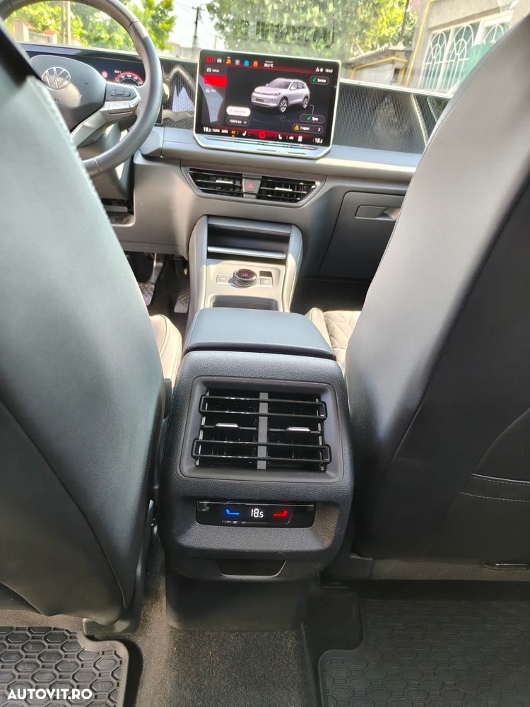 Volkswagen Tiguan - 8