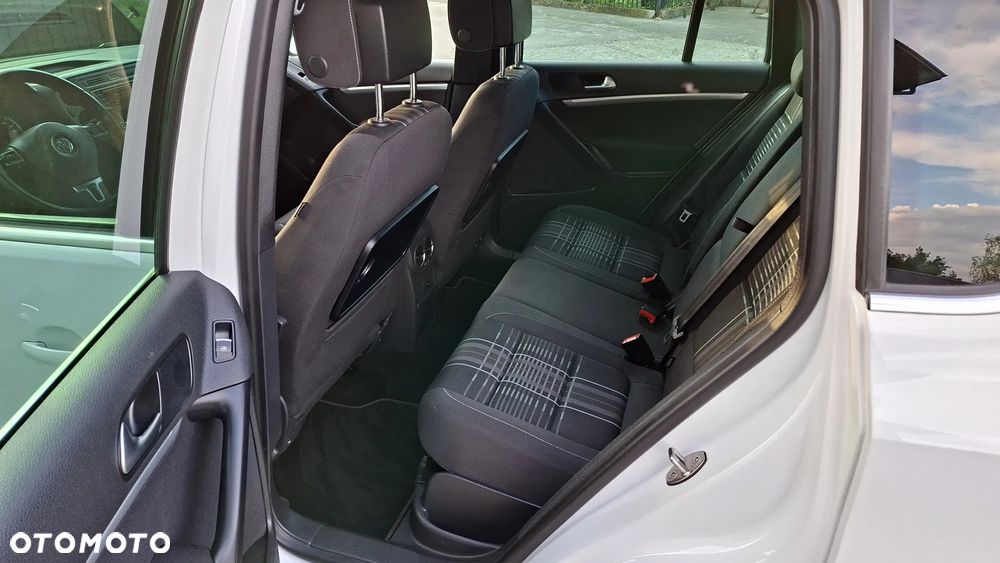 Volkswagen Tiguan 2.0 TDI SCR 4MOTION BlueMotion Technology DSG Lounge Sport & Style - 23
