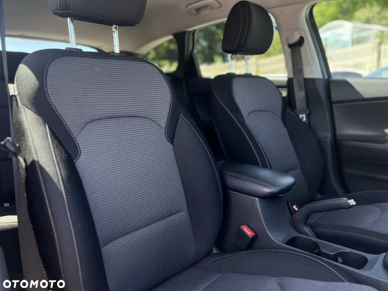 Hyundai i30 1.5 DPI Classic + - 26