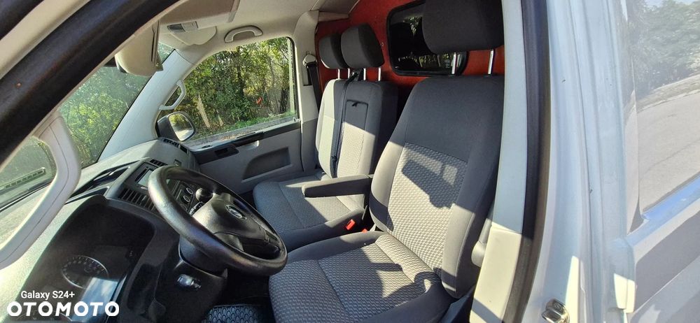 Volkswagen Transporter t5 - 24