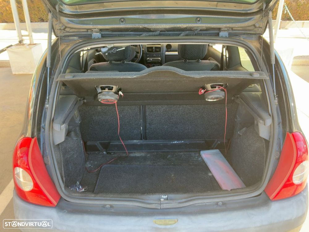 Renault Clio 1.2 16V Dynamique - 17