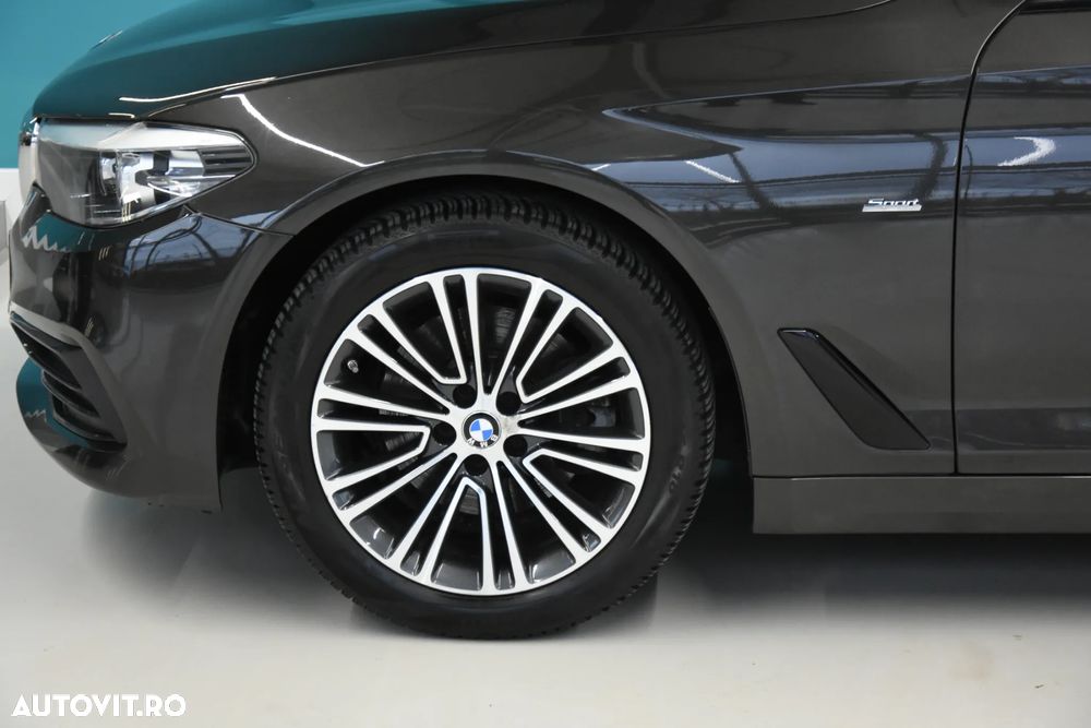 BMW Seria 5 520d Aut. Luxury Line - 19