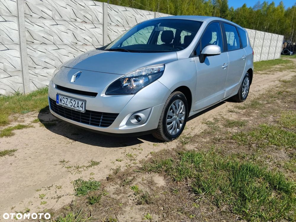 Renault Scenic - 11