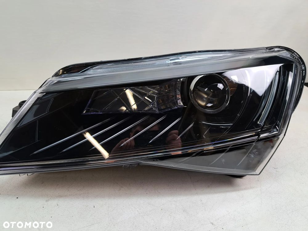 REFLEKTOR LAMPA PRZÓD LEWA PRAWA XENON SKODA SUPERB III - 6