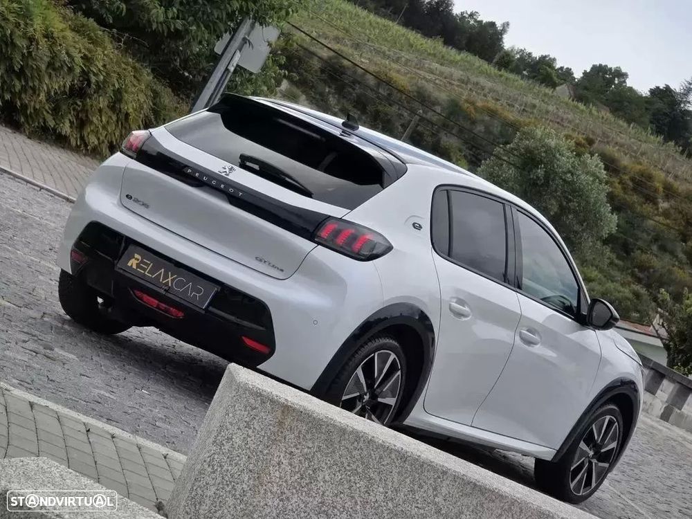 Peugeot e-208 50 kWh GT Line - 9