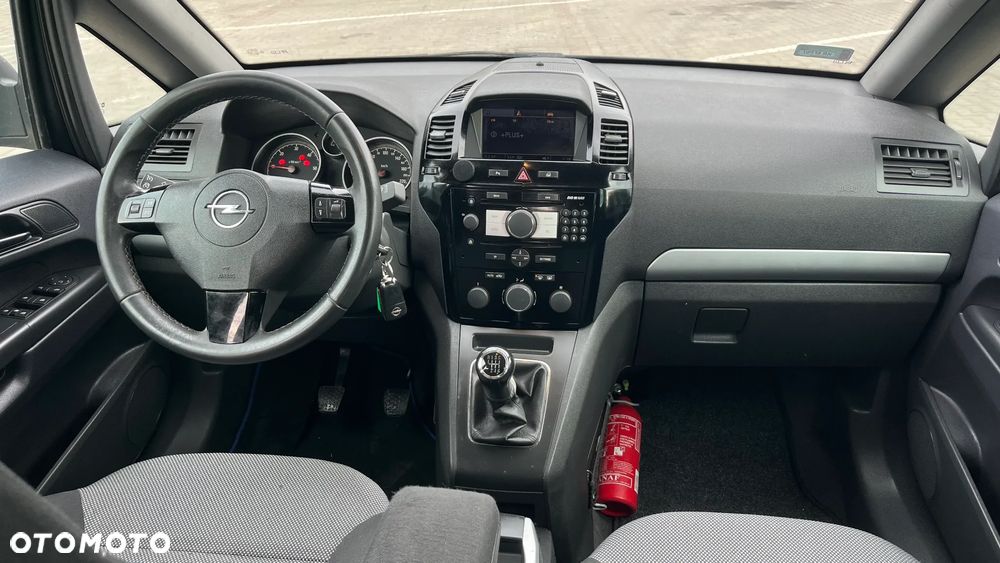 Opel Zafira 2011 photo 5