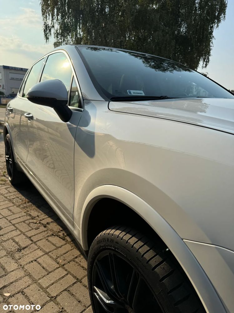 Porsche Cayenne Diesel Platinum Edition - 8