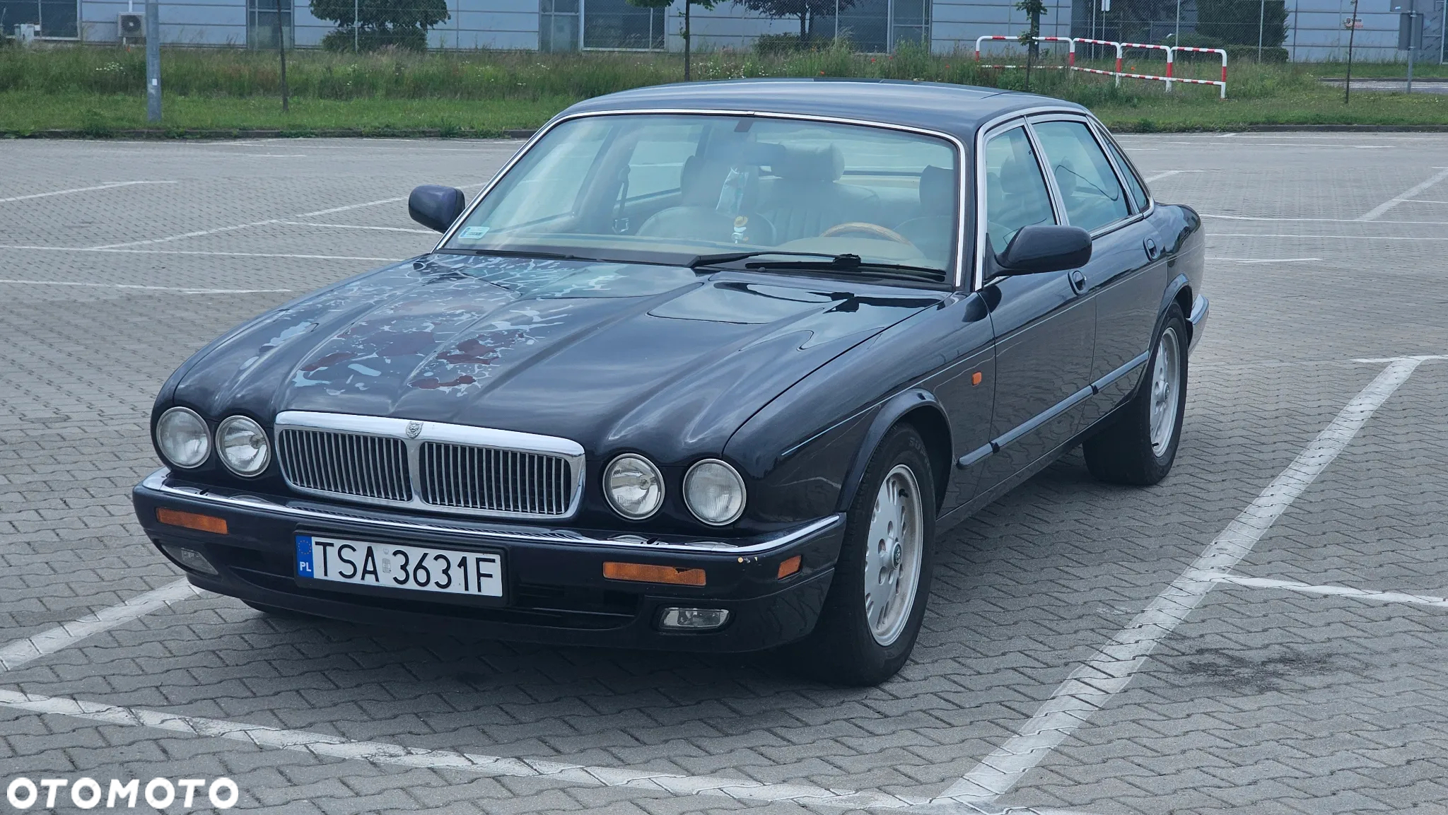 Jaguar XJ - 6