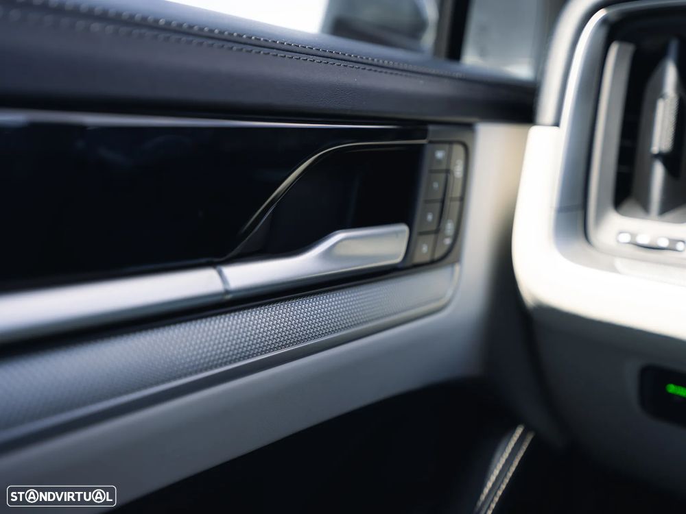 Porsche Cayenne Coupé E-Hybrid - 18