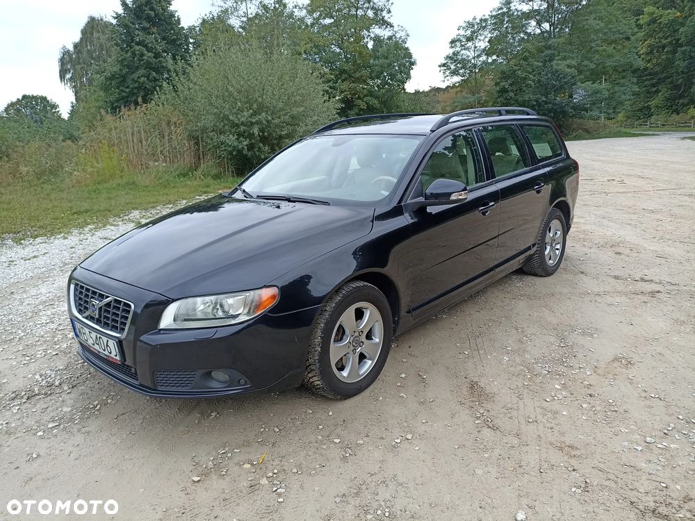 Volvo V70 D5 Momentum - 1