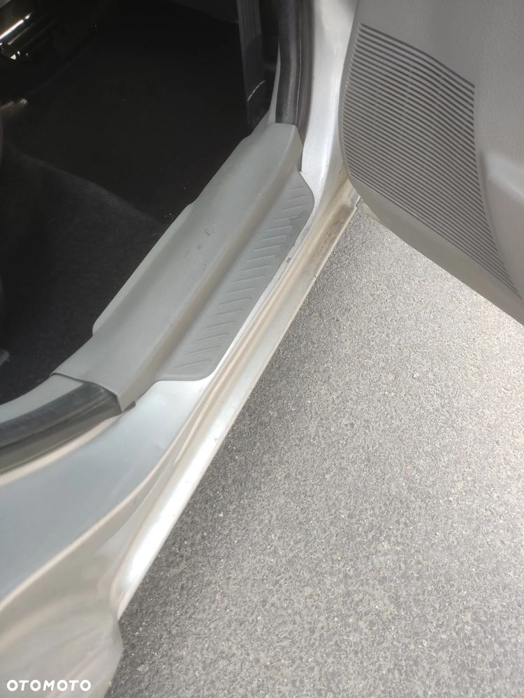 Mazda 2 - 28