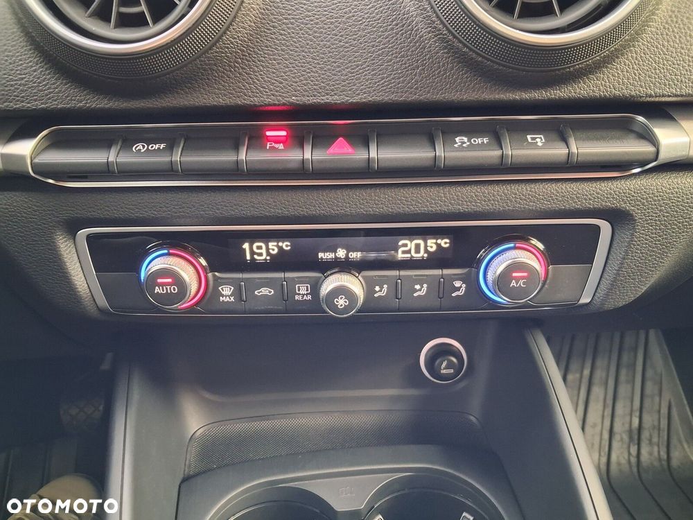 Audi A3 Sportback - 19