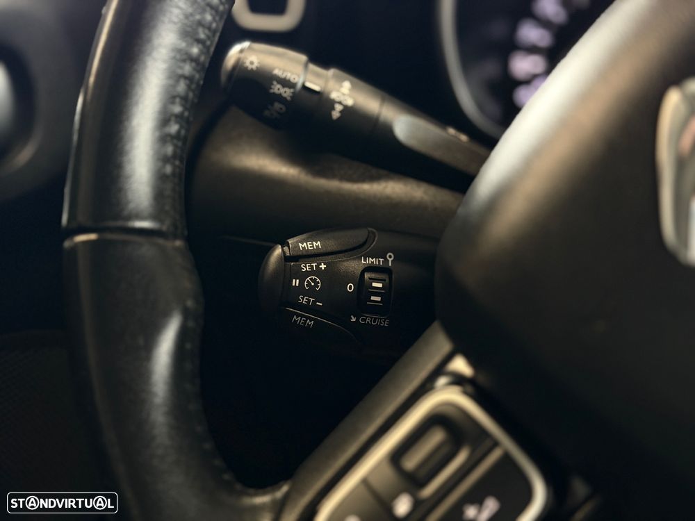 Citroën C3 Aircross BlueHDI 100 Stop & Start Shine - 16