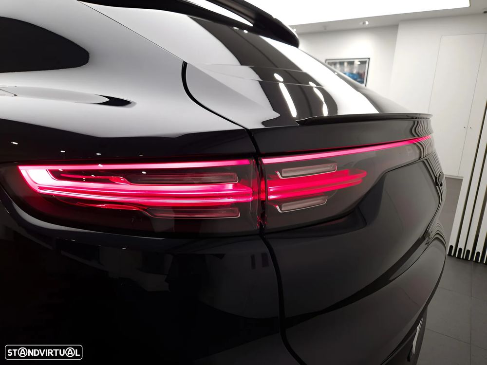 Porsche Cayenne Coupé E-Hybrid Platinum Edition - 6