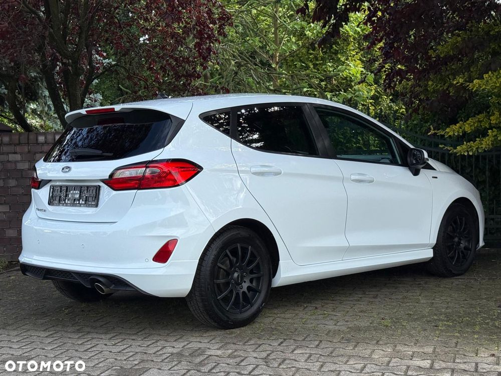 Ford Fiesta - 15