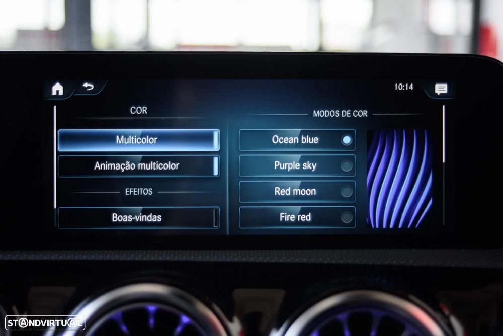Mercedes-Benz A 180 d AMG Line - 37