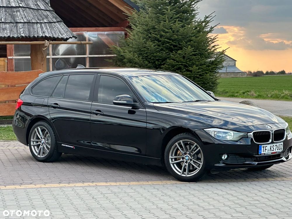 BMW Seria 3 320d - 23