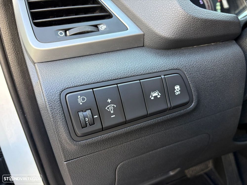 Hyundai Tucson 1.7 CRDi Premium DCT - 15