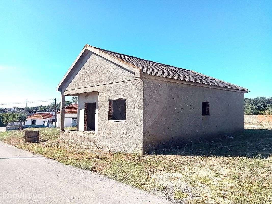 Moradia T2 para venda - Grande imagem: 2/11