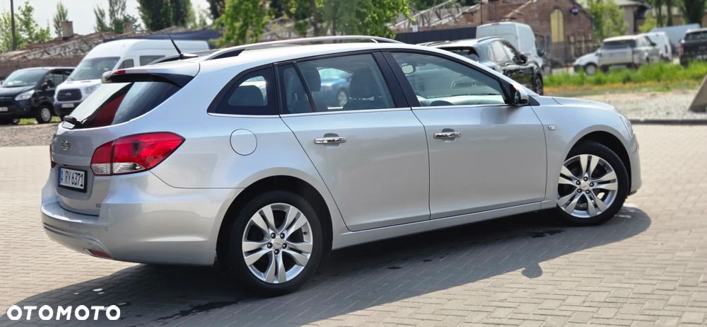 Chevrolet Cruze 1.8 LTZ - 16