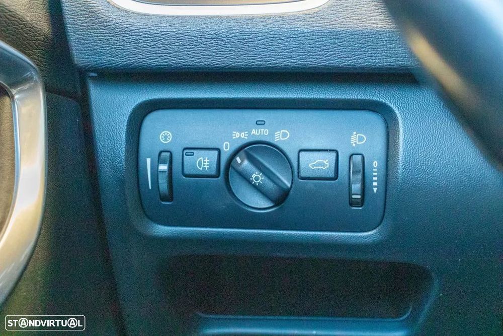 Volvo V40 1.6 D2 Eco Kinetic - 9
