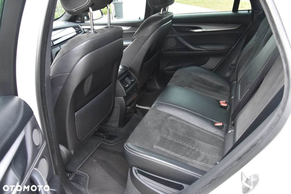 BMW X6 xDriveM50d - 14