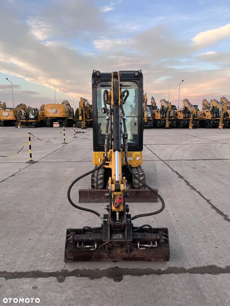Caterpillar 301.8 - 7