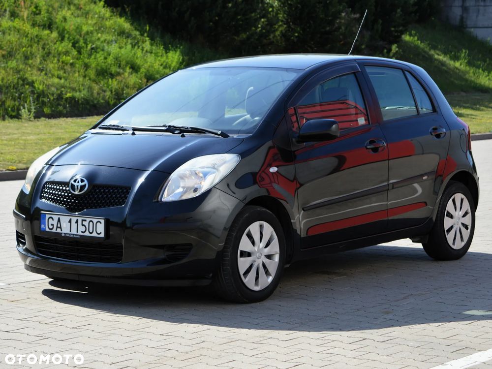 Toyota Yaris 1.3 Luna - 1